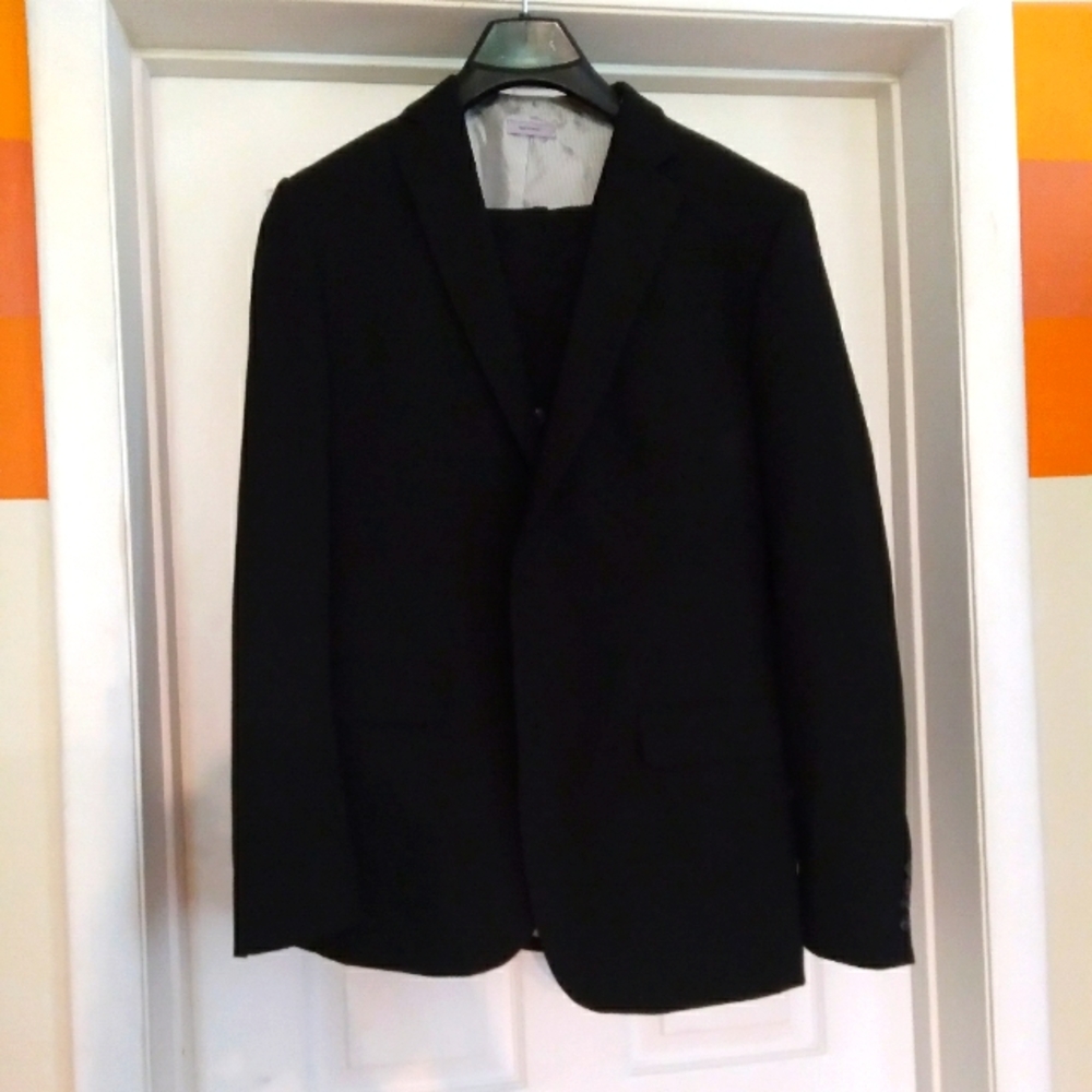 3 piece mens suit/tux